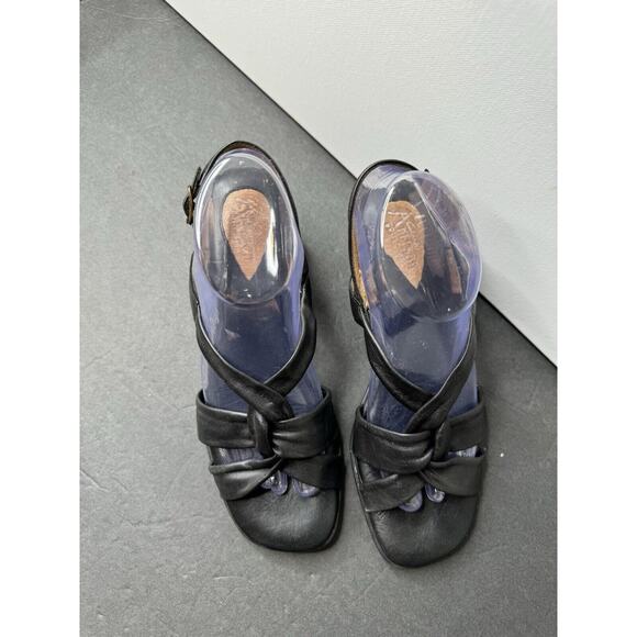 Clarks Artisan Sandals Black Leather Open Toe Straps Slingbacks Wedge Size 8.5 - Picture 3 of 9